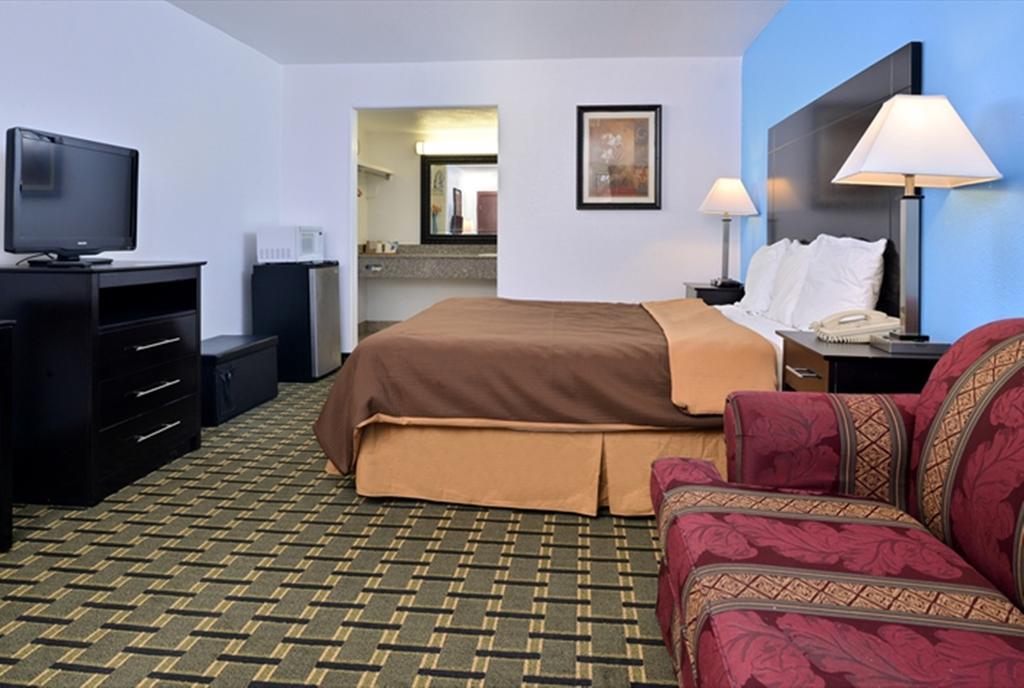Executive Inn Edmond Quarto foto